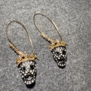 BETSEY JOHNSON Skull Earrings, NWT